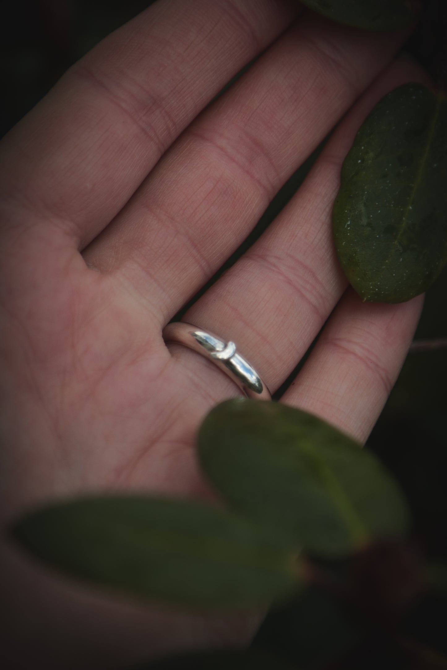 Iolite tree ring. UK size N 1/2 -US 7
