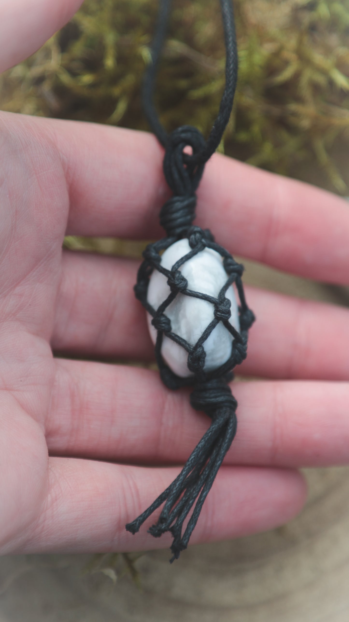 White howlite necklace