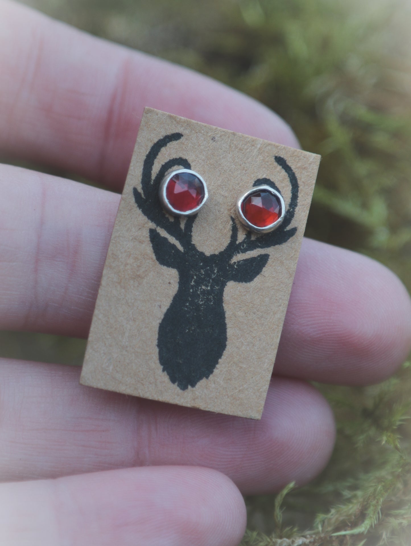 Garnet stud earrings 5mm -Rose cut