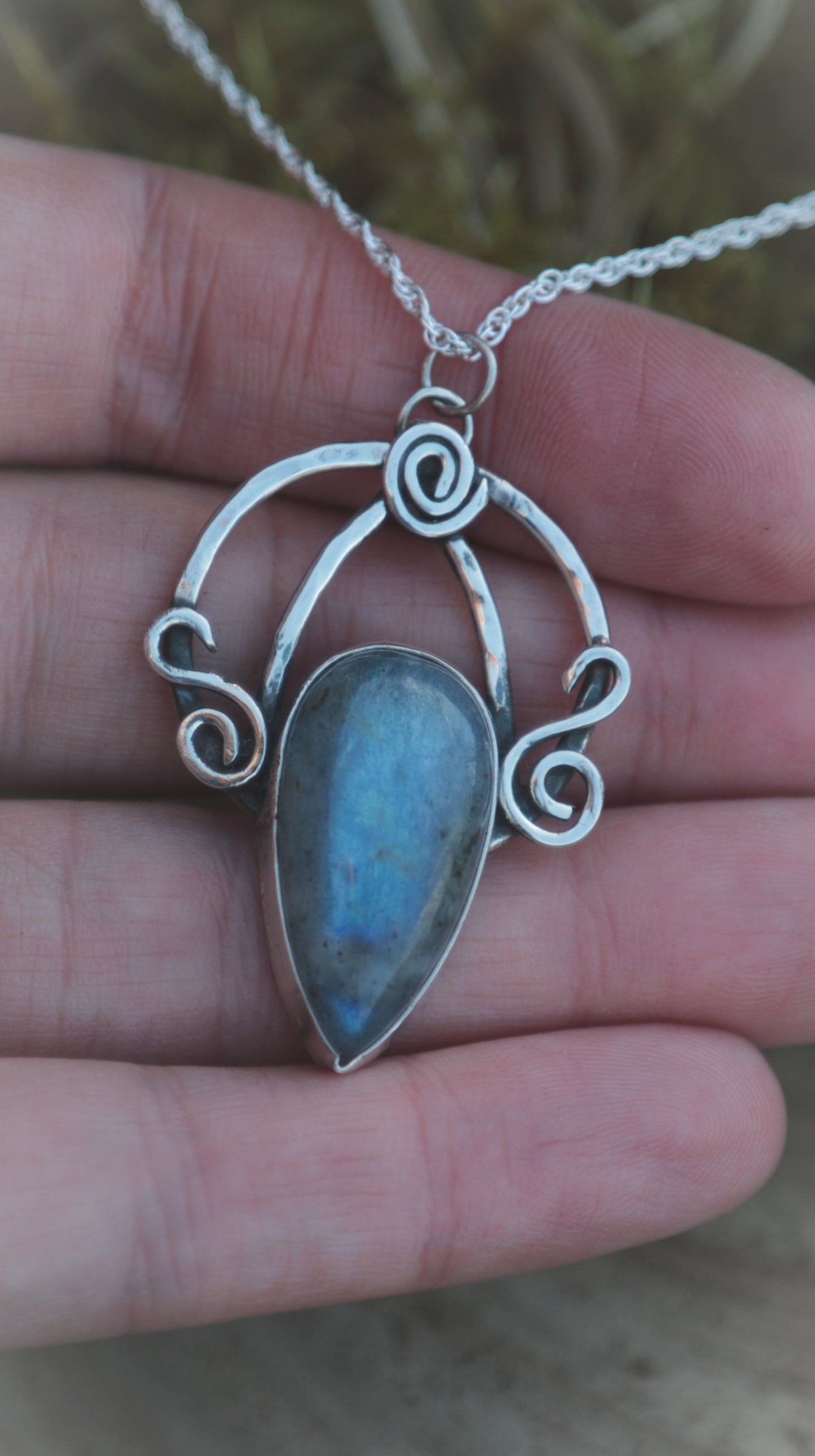 Labradorite celtic style necklace