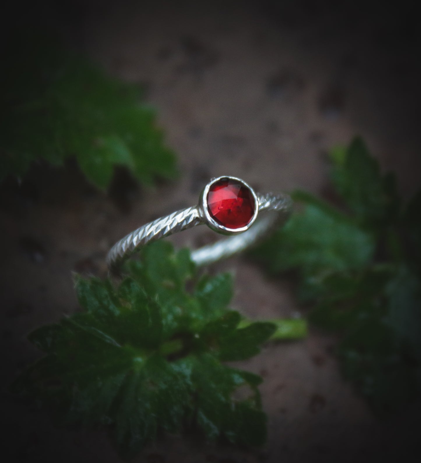 Garnet ring - Various sizes