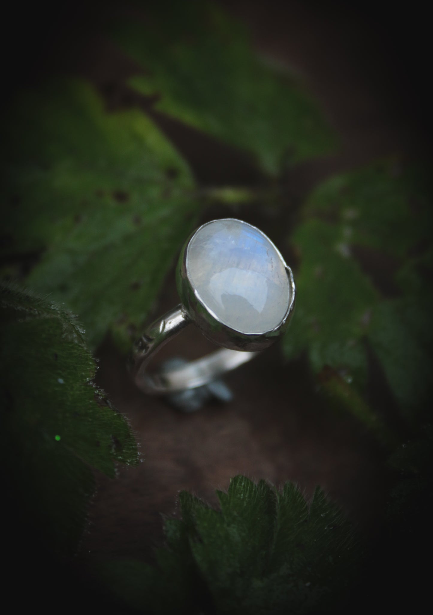 Moonstone ring - UK size J 1/2, US size 5