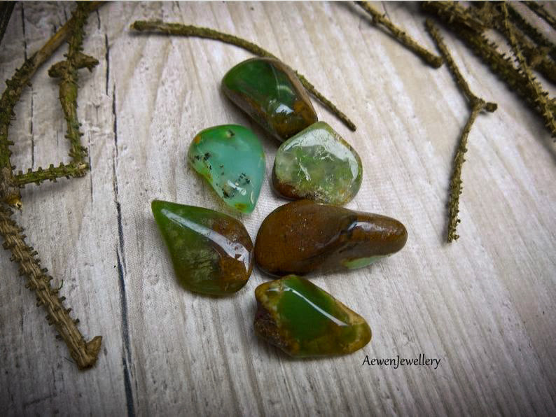 Chrysoprase crystal necklace