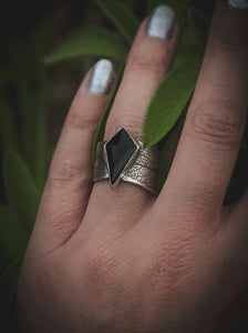 Sage leaf and Black Onyx ring UK size O - US size 7 1/4