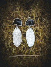 Load image into Gallery viewer, Black Onyx and Sage leaf drop earrings.
