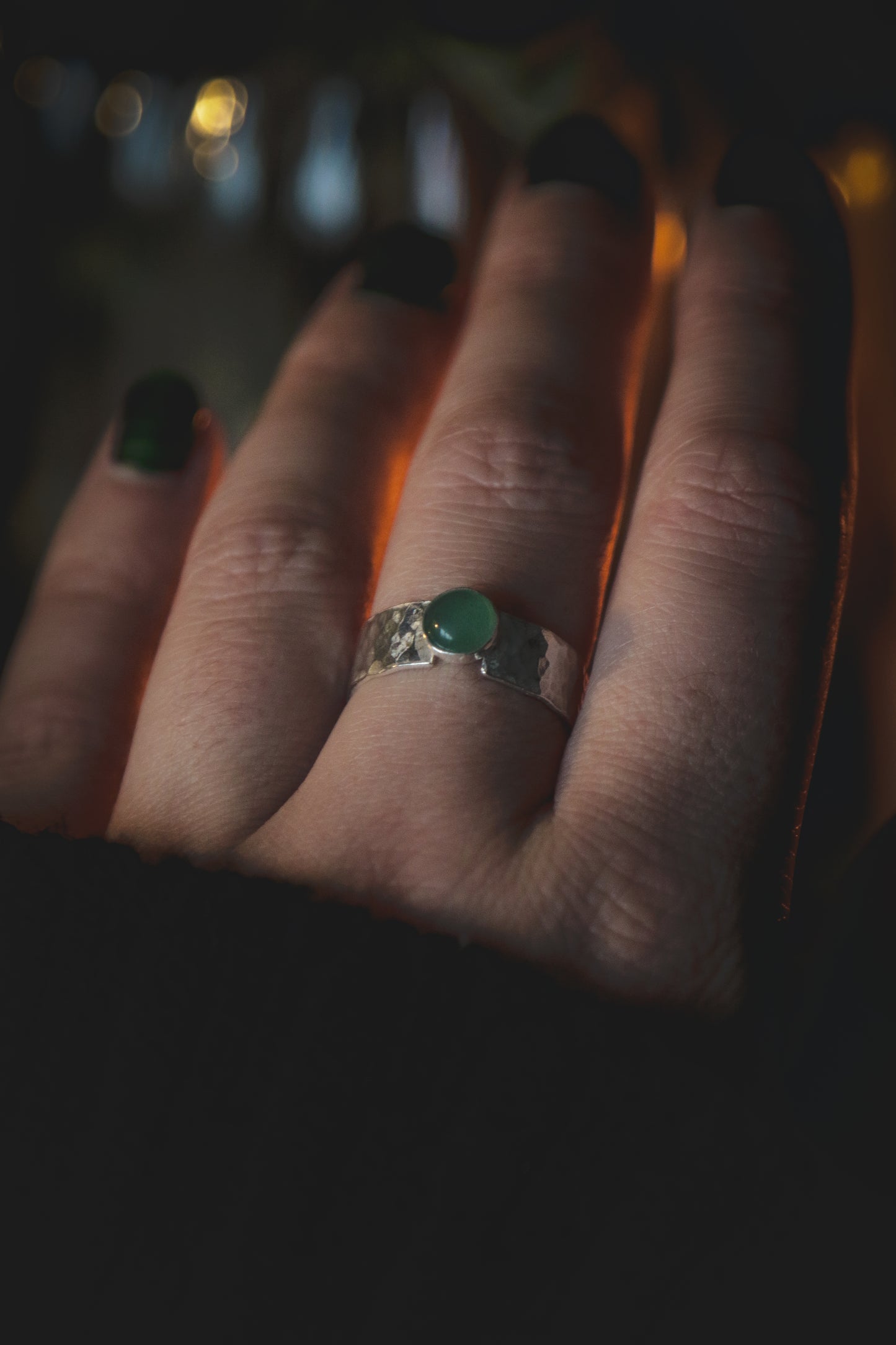 Silver band ring with green Aventurine (Various sizes)