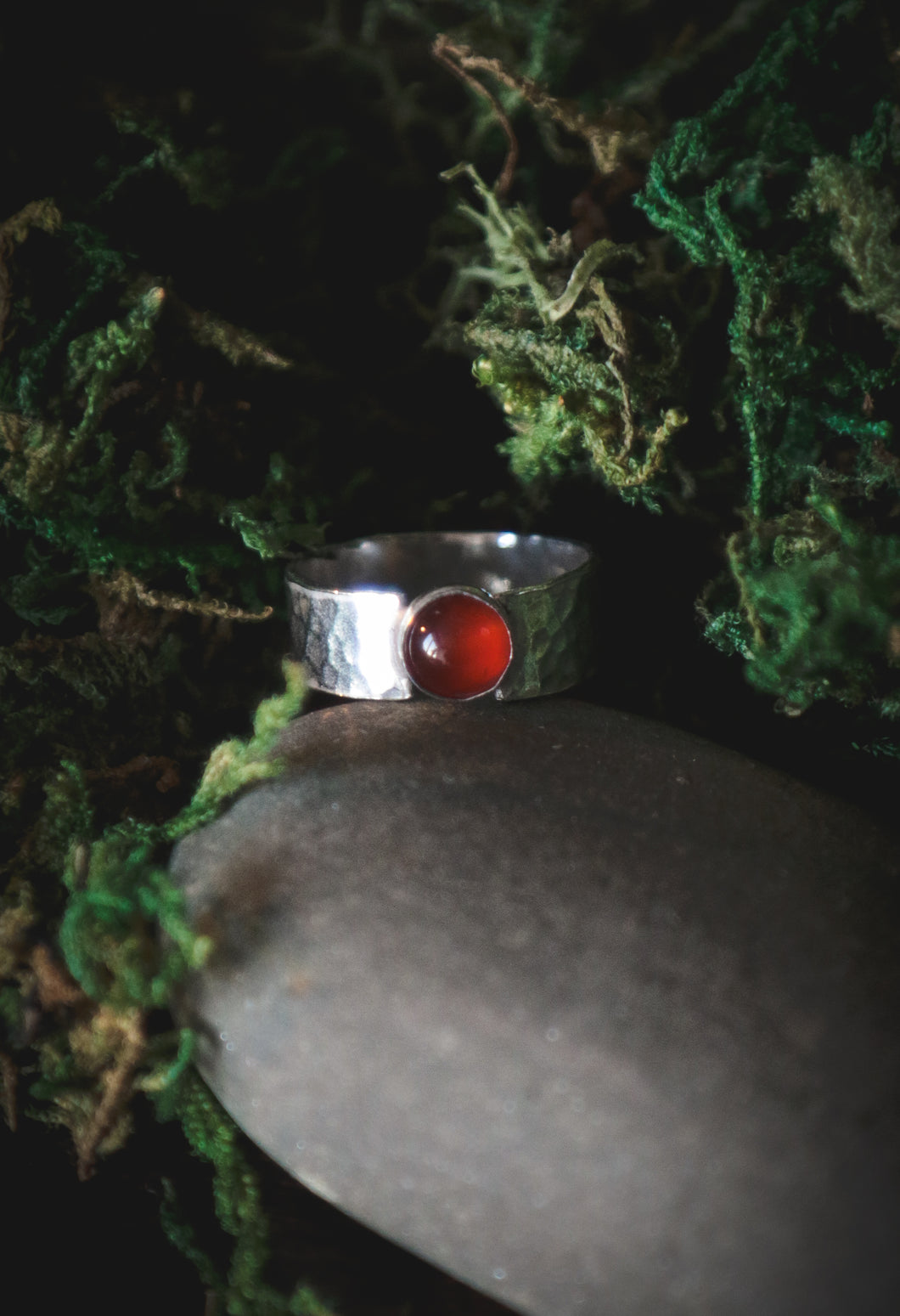 Silver band ring with Carnelian  (Various sizes)