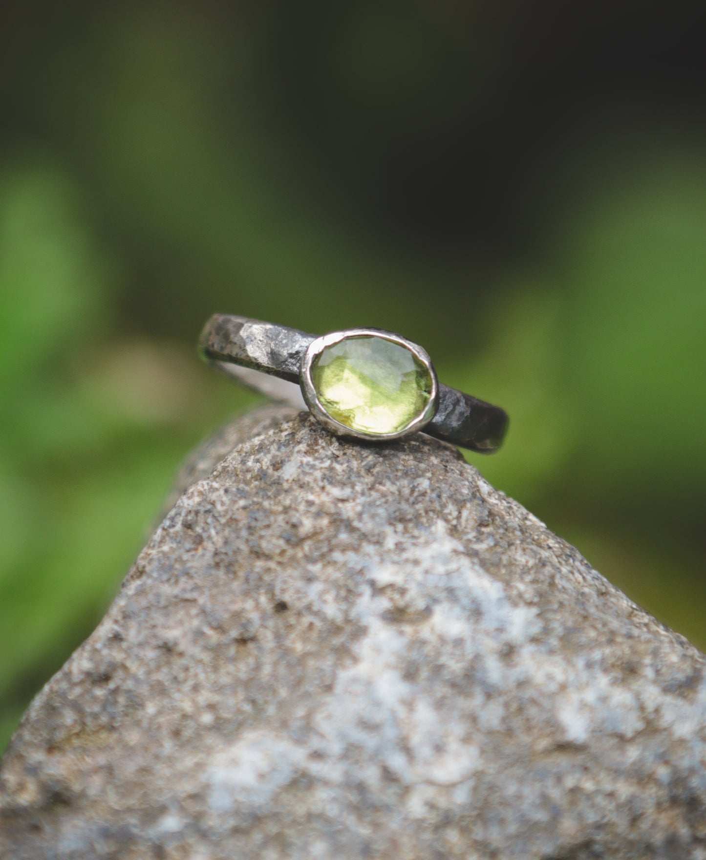 Peridot ring. UK size M 1/2. US size 6 1/2