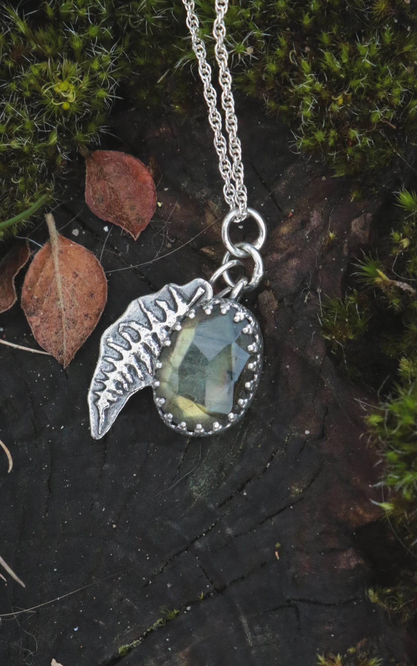 Labradorite necklace with Fern