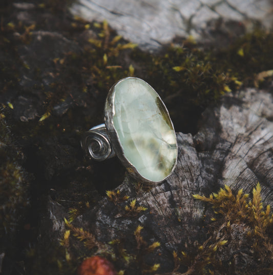 Celtic ring with Prehnite UK size M - US size 6 1/4