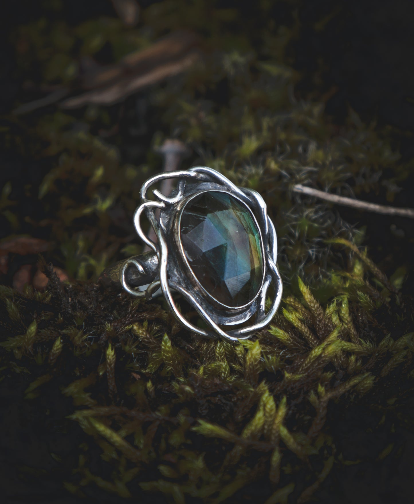 Whimsical Labradorite ring.  UK size P   -US 7 3/4