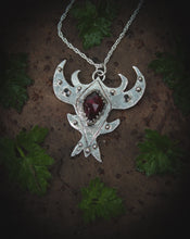Load image into Gallery viewer, Garnet &#39;Lobster&#39; necklace
