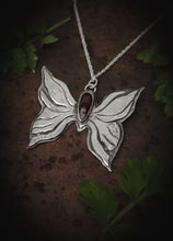 Load image into Gallery viewer, Butterfly necklace, with Garnet
