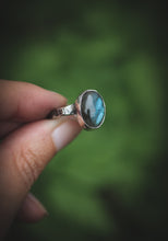 Load image into Gallery viewer, Labradorite ring - UK size P 1/2, US size 8
