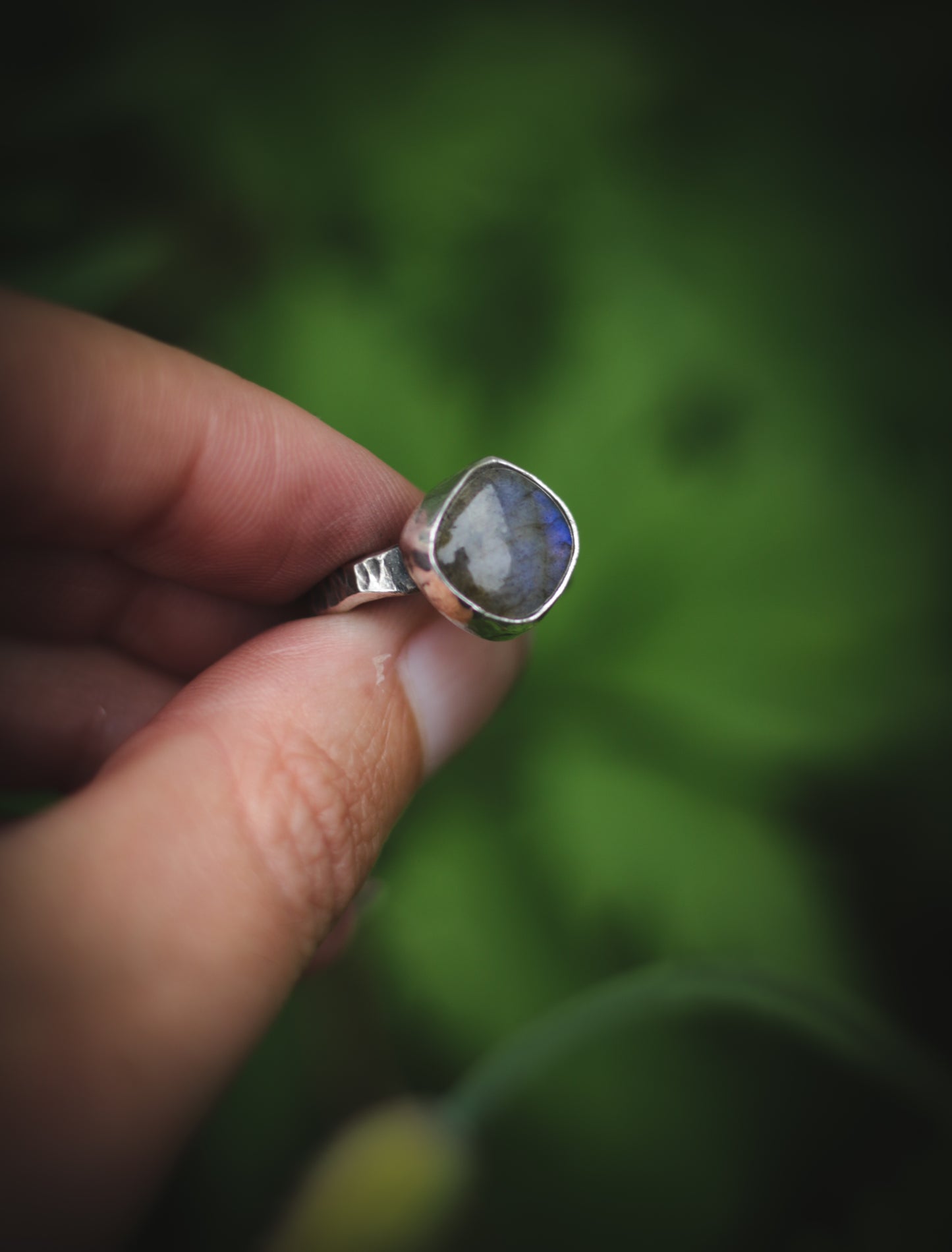 Labradorite ring - UK size J 1/2, US size 5