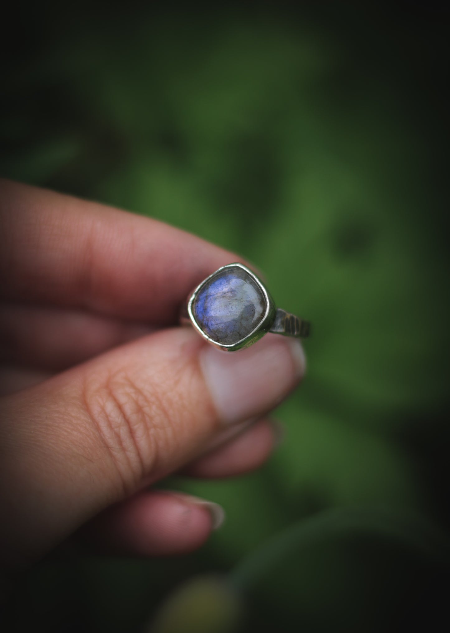 Labradorite ring - UK size J 1/2, US size 5