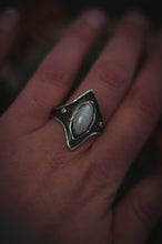 Load image into Gallery viewer, Fantasy style Moonstone ring. UK W 1/2 -US 11 1/2
