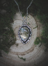 Load image into Gallery viewer, Celtic style necklace with Rutilated Labradorite
