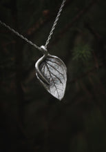 Load image into Gallery viewer, Oregano Leaf necklace 3
