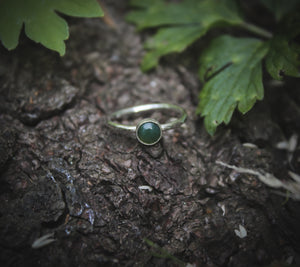 Skinny ring with Green Agate