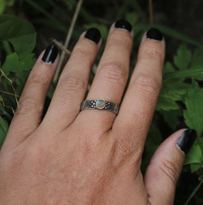 Bark textured ring with Labradorite. Various sizes