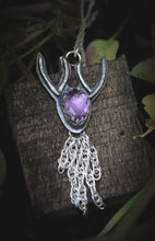 Load image into Gallery viewer, Amethyst stag necklace.
