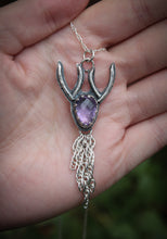 Load image into Gallery viewer, Amethyst stag necklace.
