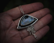 Load image into Gallery viewer, Moonstone &#39;mushroomy&#39; necklace

