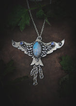 Load image into Gallery viewer, Moonstone &amp; Iolite winged necklace
