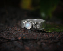 Load image into Gallery viewer, Moonstone triple moon ring. Various sizes.
