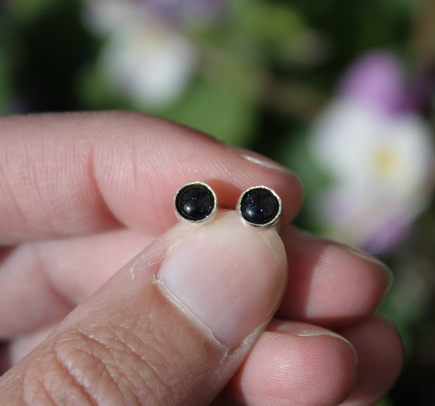 Blue goldstone stud earrings 5mm
